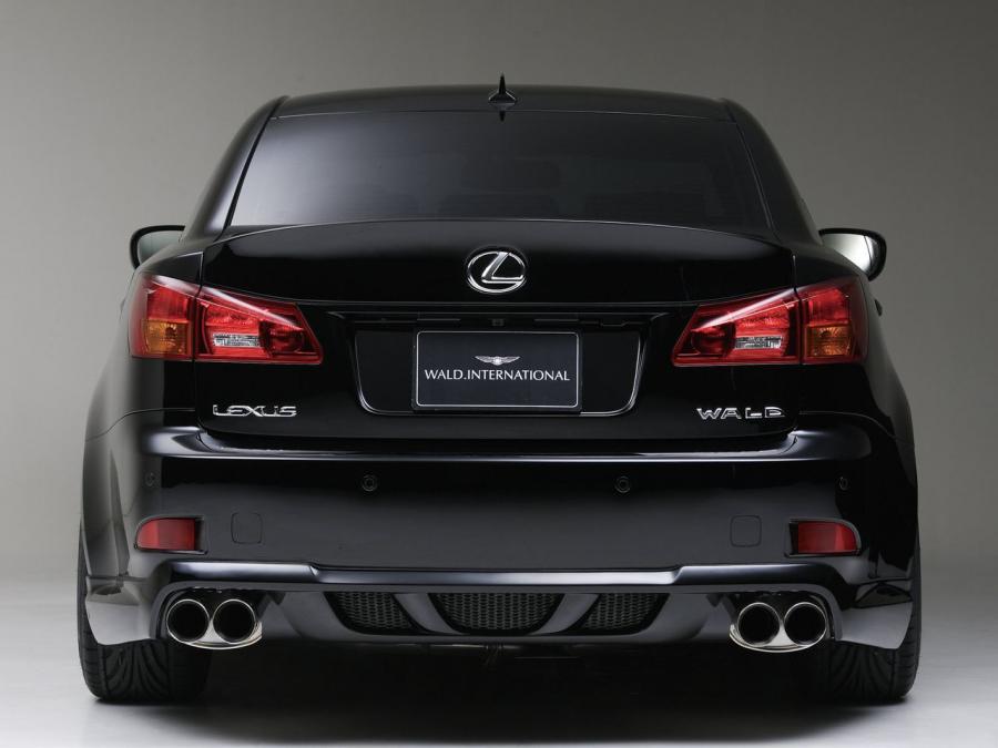  Lexus IS by Wald 2005 года  (фото 4 из 6)